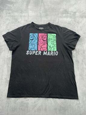 Super Mario Nintendo Graphic T-Shirt Featuring Mario, Luigi, and Yoshi Black